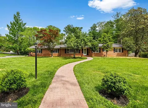 3418 Midfield Rd, Pikesville, MD 21208