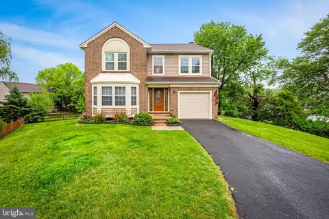 5 Chancery Ct, Reisterstown, MD 21136
