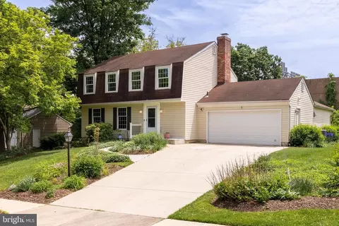 8343 Tally Ho Rd, Lutherville Timonium, MD 21093