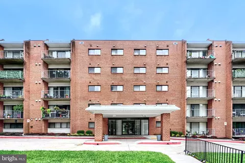 7202 Rockland Hills Dr #202, Baltimore, MD 21209
