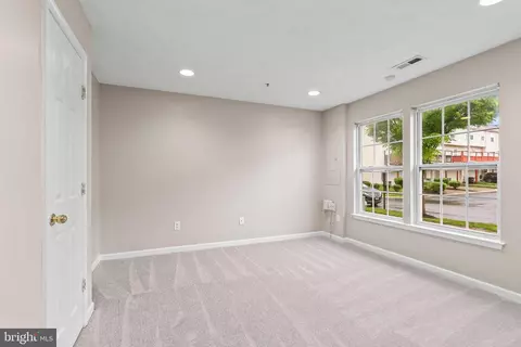 Living - 9711 Luguna Rd, Middle River, MD 21220 photo 1 of 10