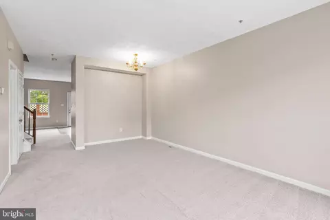 Living - 9711 Luguna Rd, Middle River, MD 21220 photo 6 of 10