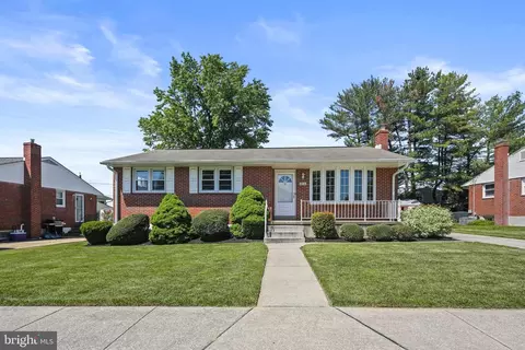 8814 Alnwick Rd, Parkville, MD 21234
