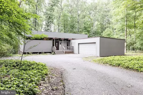 2502 Caves Forest Rd, Owings Mills, MD 21117