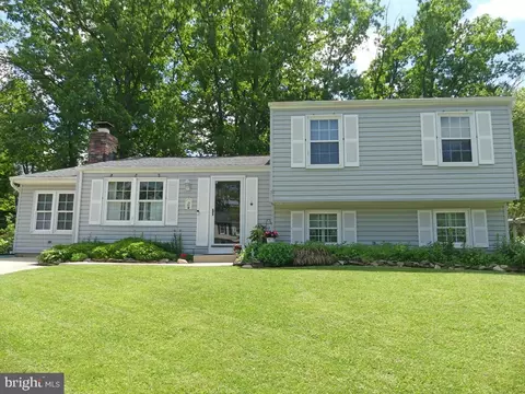 5 Bamborough Ct, Nottingham, MD 21236