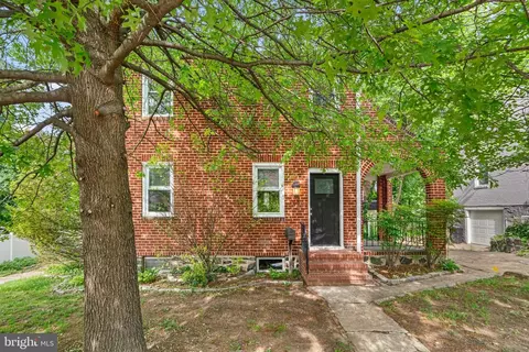 23 Cedarwood Rd, Catonsville, MD 21228