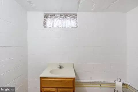 5113 Thomas Ave, Nottingham, MD 21236 photo 32