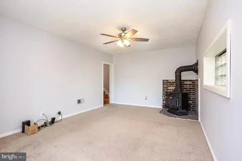 Living - 3912 E Joppa Rd, Nottingham, MD 21236 photo 7 of 7