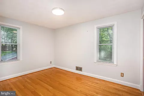 Bedroom - 3912 E Joppa Rd, Nottingham, MD 21236 photo 4 of 5