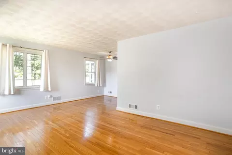 Living - 3912 E Joppa Rd, Nottingham, MD 21236 photo 2 of 7
