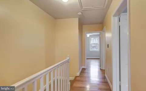 Entry Way - 202 Brandon Rd, Baltimore, MD 21212 photo 5 of 5