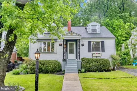 1015 Kingston Rd, Pikesville, MD 21208
