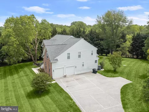 View/Area - 5 Caitlins Ct, Windsor Mill, MD 21244 photo 3 of 5