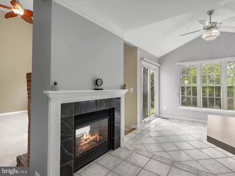 Living - 5 Caitlins Ct, Windsor Mill, MD 21244 photo 2 of 10