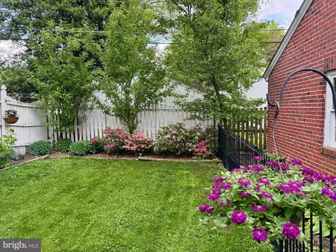 7115 York Rd, Baltimore, MD 21212 photo 3