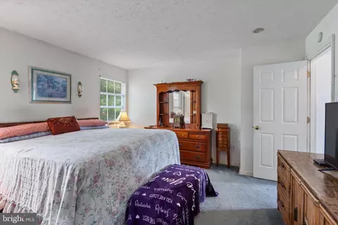 Bedroom - 7522 Haystack Dr, Windsor Mill, MD 21244 photo 8 of 13