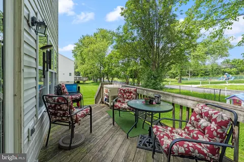 Exterior - 7522 Haystack Dr, Windsor Mill, MD 21244 photo 6 of 7