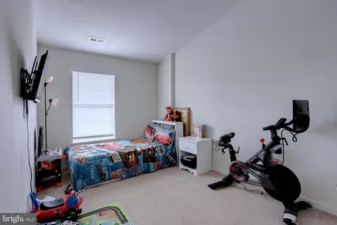 Bedroom - 819 Lowe Rd, Middle River, MD 21220 photo 5 of 6
