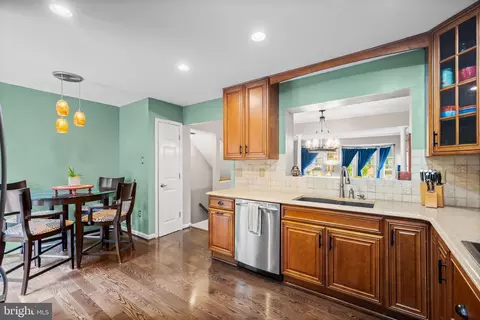 1129 Kelfield Dr #1129, Halethorpe, MD 21227 photo 4