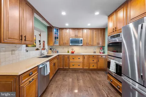 1129 Kelfield Dr #1129, Halethorpe, MD 21227 photo 8