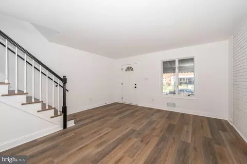 2204 Redthorn Rd, Middle River, MD 21220 photo 4