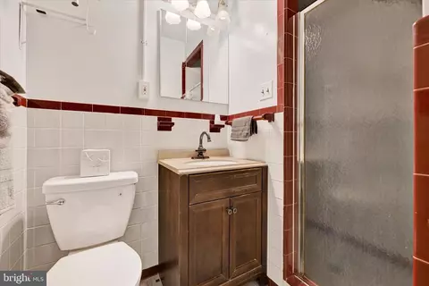 6708 Selkirk Rd, Baltimore, MD 21239 photo 21