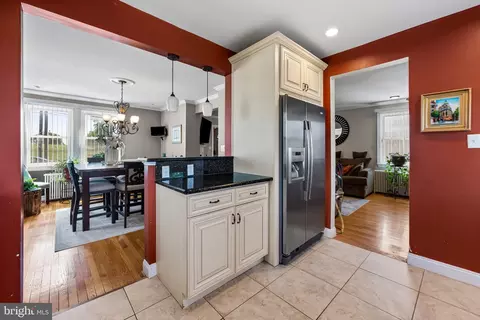 806 S Beechfield Ave, Baltimore, MD 21229 photo 10