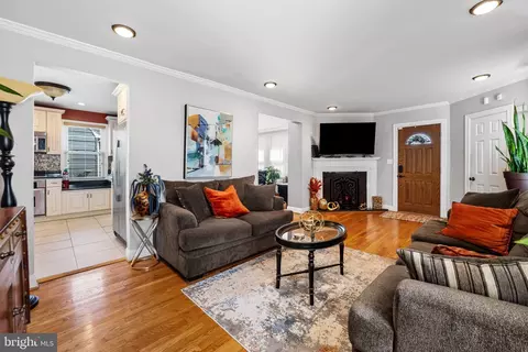 806 S Beechfield Ave, Baltimore, MD 21229 photo 5