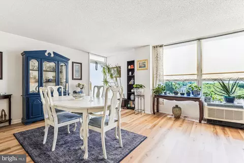 205 E Joppa Rd #403, Towson, MD 21286