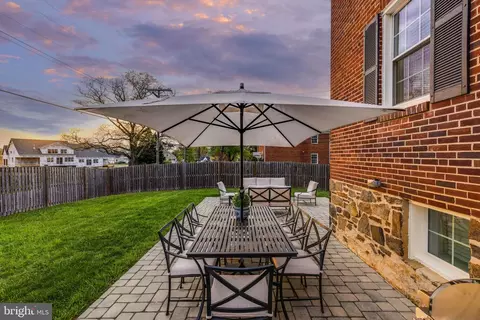 2 Murdock Rd, Baltimore, MD 21212 photo 39