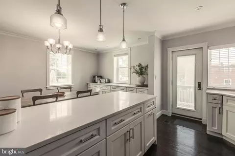 2 Murdock Rd, Baltimore, MD 21212 photo 19