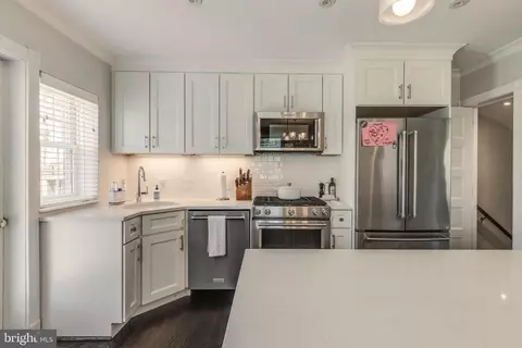 2 Murdock Rd, Baltimore, MD 21212 photo 10