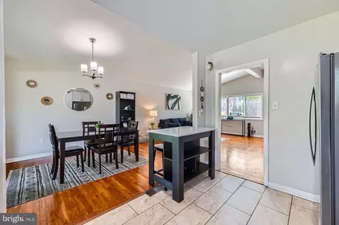 1201 Cobb Rd, Pikesville, MD 21208 photo 10