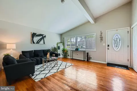 1201 Cobb Rd, Pikesville, MD 21208 photo 5
