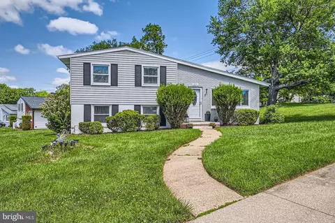 1201 Cobb Rd, Pikesville, MD 21208