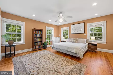 Bedroom - 1602 S Rolling Rd, Halethorpe, MD 21227 photo 1 of 6