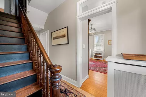 Entry Way - 1602 S Rolling Rd, Halethorpe, MD 21227 photo 4 of 4