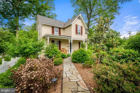 Exterior - 1602 S Rolling Rd, Halethorpe, MD 21227 photo 2 of 15