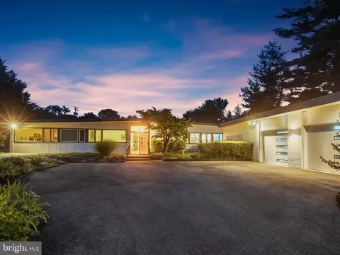3500 Woodvalley Dr, Pikesville, MD 21208