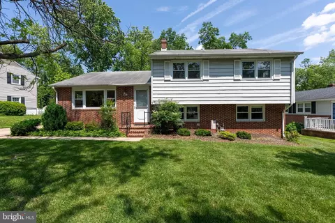 1401 Charmuth Rd, Lutherville Timonium, MD 21093