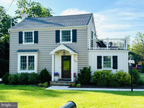 109 Greenridge Rd, Lutherville Timonium, MD 21093