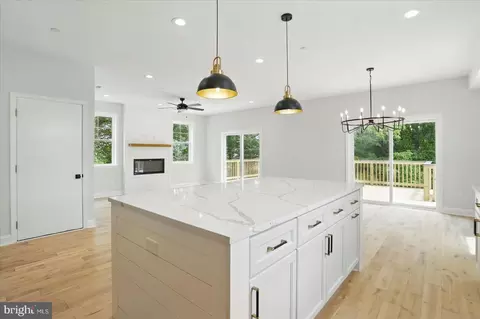 1619 Holly Tree Rd, Middle River, MD 21220 photo 11