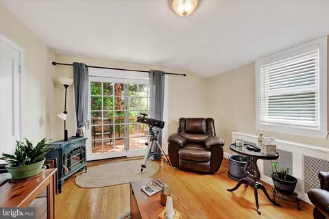 Other - 619 Warwick Rd, Baltimore, MD 21229 photo 5 of 9