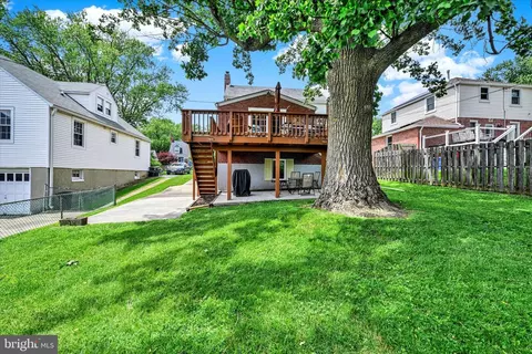 Exterior - 619 Warwick Rd, Baltimore, MD 21229 photo 9 of 10