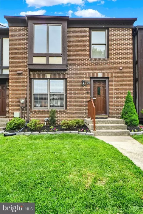 26 Tudor Ct, Lutherville Timonium, MD 21093