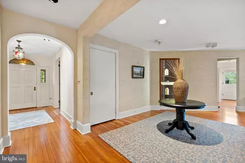 Entry Way - 4006 Stewart Rd, Stevenson, MD 21153 photo 4 of 15