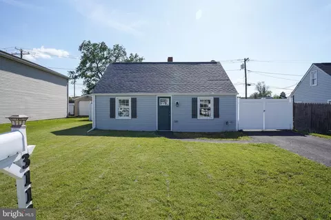3112 Baybriar Rd, Dundalk, MD 21222