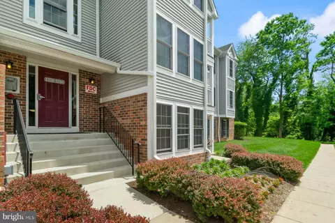 1328 Greenbriar Cir #5-1328, Pikesville, MD 21208