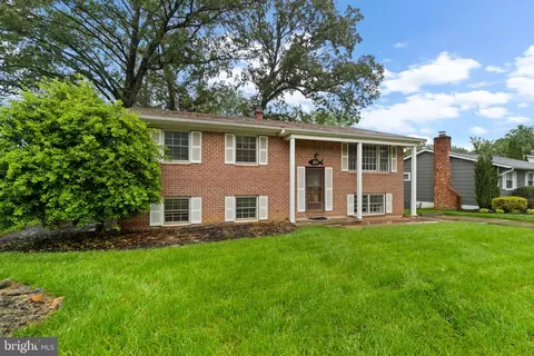 105 Sacred Heart Ln, Reisterstown, MD 21136