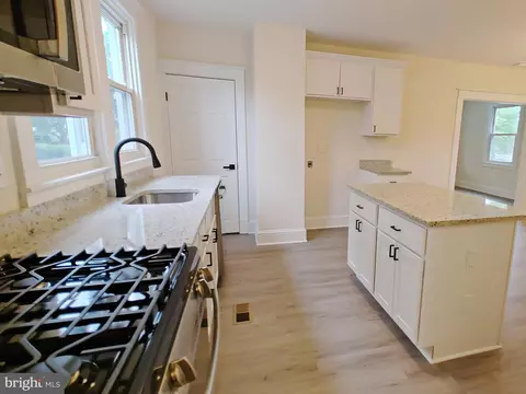 Kitchen - 22 Leeway Rd, Dundalk, MD 21222 photo 2 of 2